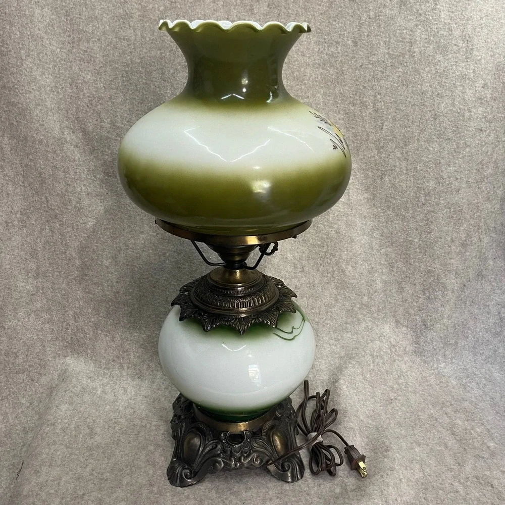 Vintage Green‎ Floral Hurricane Lamp 3-Way Turn Key 21inches